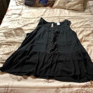 Black dressy sleeveless top